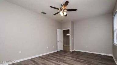 Main picture of 11902 Colony Lakes Blvd