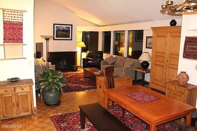 Main picture of 1454 SW Highland Rd