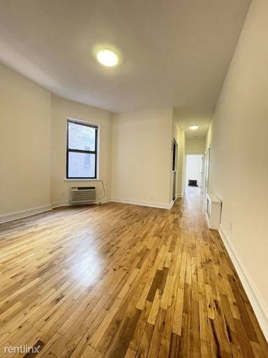 Main picture of 333 E 84th St