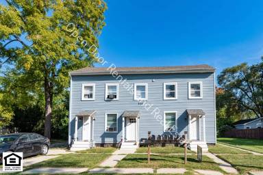 Main picture of 354 W 9th St