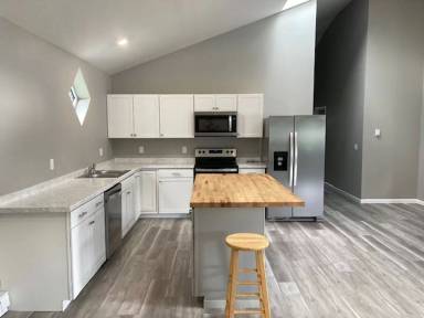 Main picture of 2119 Grand Central Ave