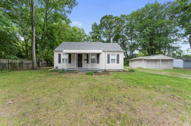 Main picture of 20237 Midway Ave