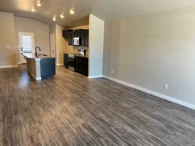 Main picture of 3213 Waverly Ave