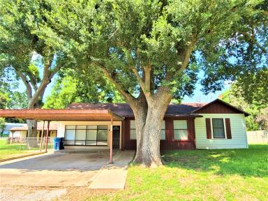 Main picture of 503 Riveredge Dr