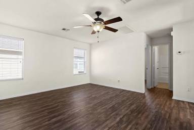 Main picture of 5609 Capricorn Loop