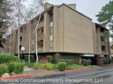 Main picture of Old Mill Condos