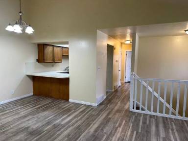 Main picture of 3221 Van Buren Ave
