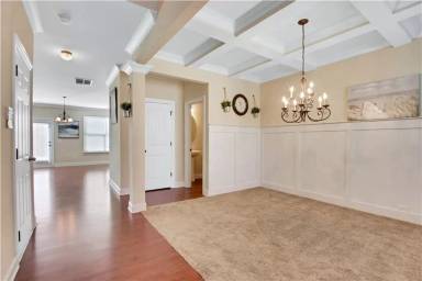 Main picture of 5340 Rialto Way