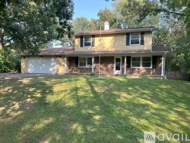 Main picture of 5328 N Cypress Dr