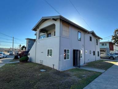 Main picture of 195 Sylvan Ave