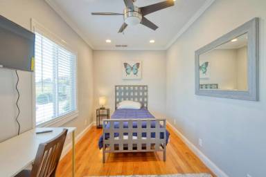 Main picture of 1101 Adeline St