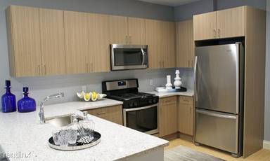 Main picture of The Harper At Harmon Meadow Apartments