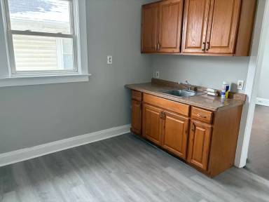 Main picture of 15316-15318 Holmes Ave