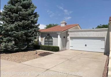 Main picture of 10721 Malaguena Ln NE