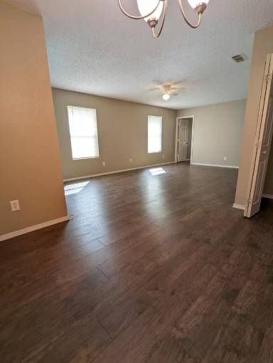 Main picture of 10240 Peterson Rd