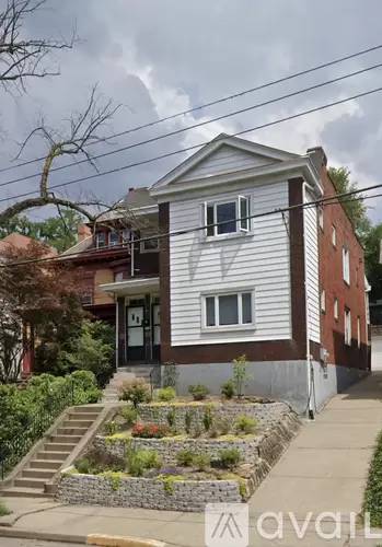 Main picture of 3566 Beechwood Blvd