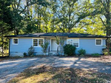 Main picture of 531 Locke St