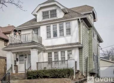 Main picture of 1370 N 59th St
