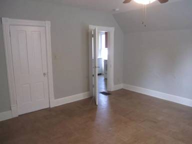 Main picture of 218 N 4th St