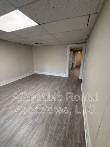 Main picture of 2338 W Becher St