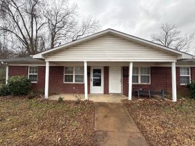 Main picture of 429 N Wilson Ave