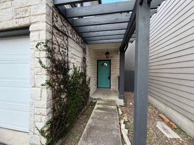 Main picture of 13104 Brook Arbor