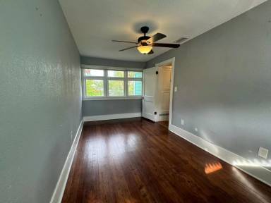 Main picture of 1611 Poinsettia Ave