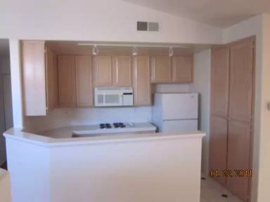 Main picture of 404 Sanibelle Cir