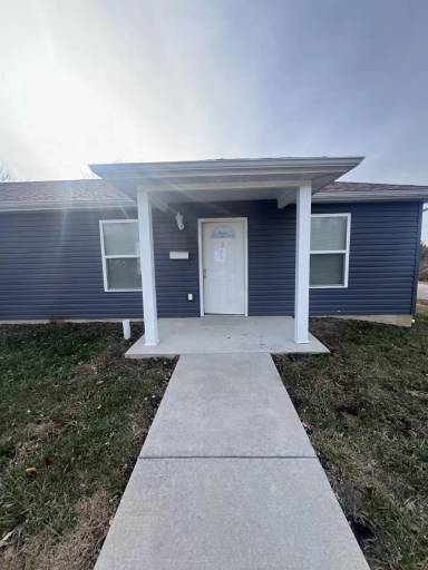 Main picture of 5 S Center St