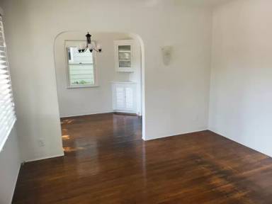 Main picture of 2021 10th St