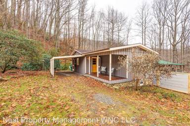 Main picture of 455 Blackberry Inn Rd