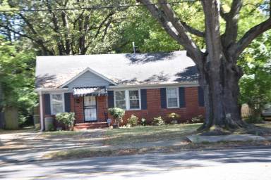 Main picture of 350 N Highland St