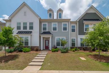 Main picture of Castle Nook Condominiums