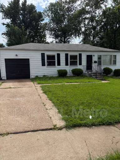 Main picture of 10235 Cabot Dr