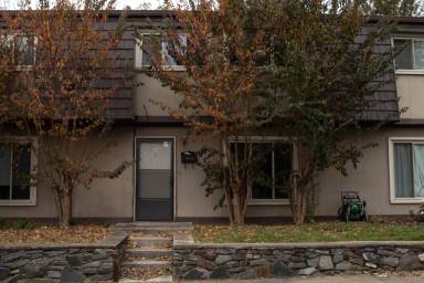 Main picture of 1811 Ashborough Cir SE