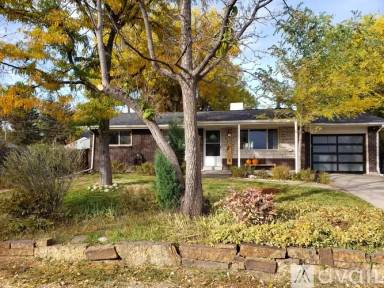 Main picture of 2215 Reed Dr