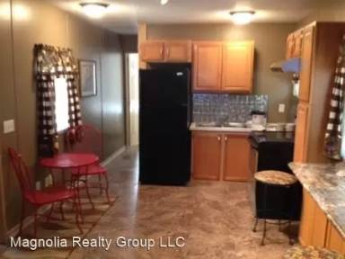 Main picture of 202 Last Resort Ln