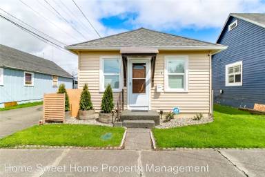 Main picture of 208 N Washington St
