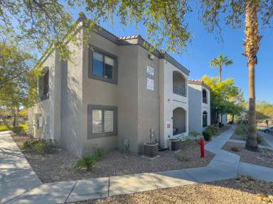 Main picture of Horizons At Seven Hills