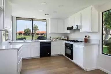 Main picture of 314 Villena Way