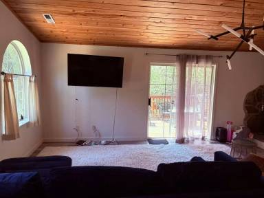 Main picture of 952 Kekin St