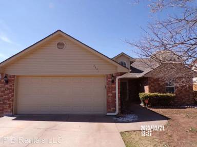 Main picture of 2421 SW 41st St