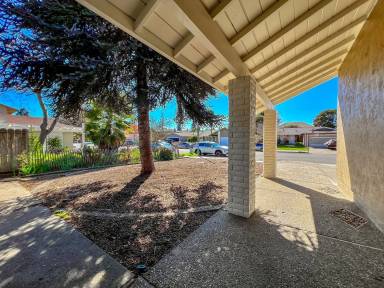 Main picture of 4412 Moffitt Dr