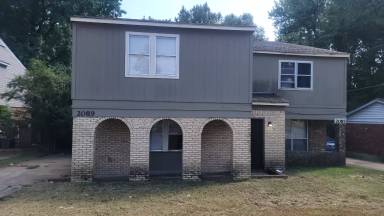 Main picture of 2089 Saint James Dr