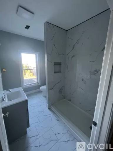 Main picture of 212 School St