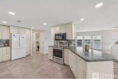 Main picture of 106 Lazy River Rd