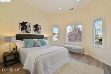 Main picture of 1669 16th St