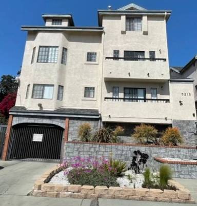 Main picture of 5215 Cartwright Ave