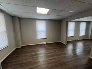Main picture of 732 Winchester Ave