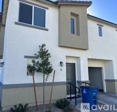 Main picture of 2709 Yellow Blaze Way
